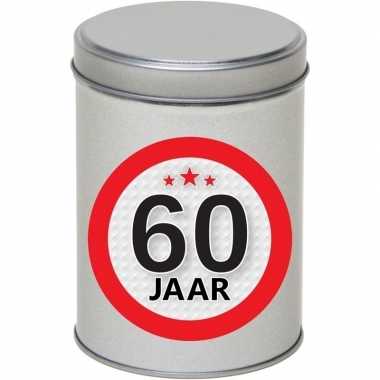 Kinder cadeau/kado zilver rond blik jaar spaarpot
